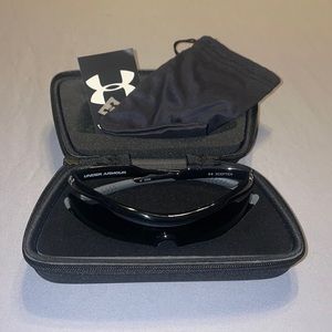Under Armour black sport sunglasses
